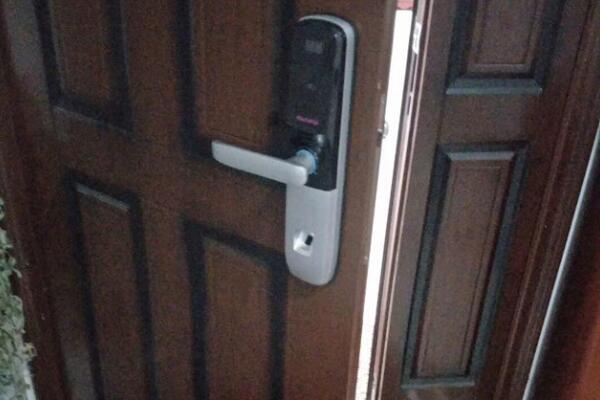 三河防盗门开锁价格是多少?防盗门开锁技巧